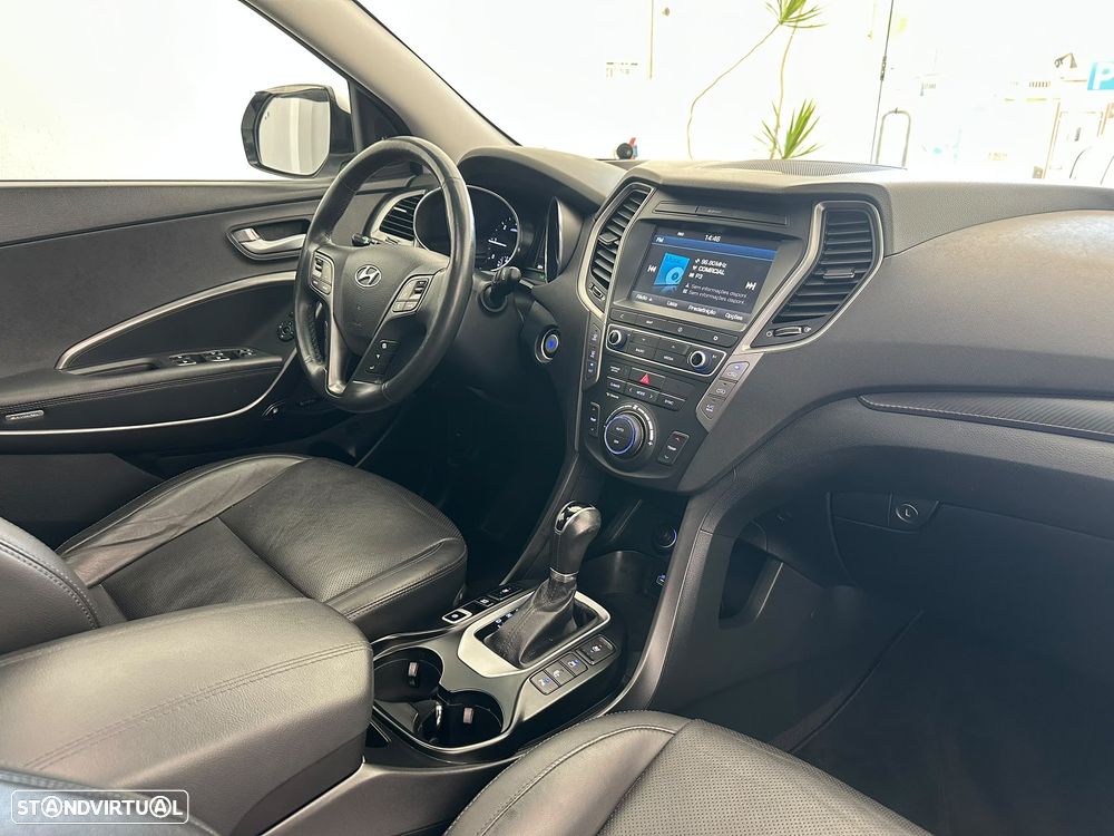 Hyundai Santa Fe blue 2.2 CRDI 2WD Auto Family+ - 43