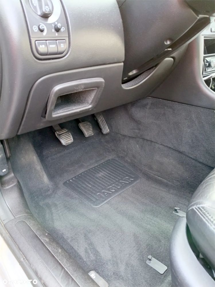 Jaguar X-Type 2.5 Entry/Classic - 13