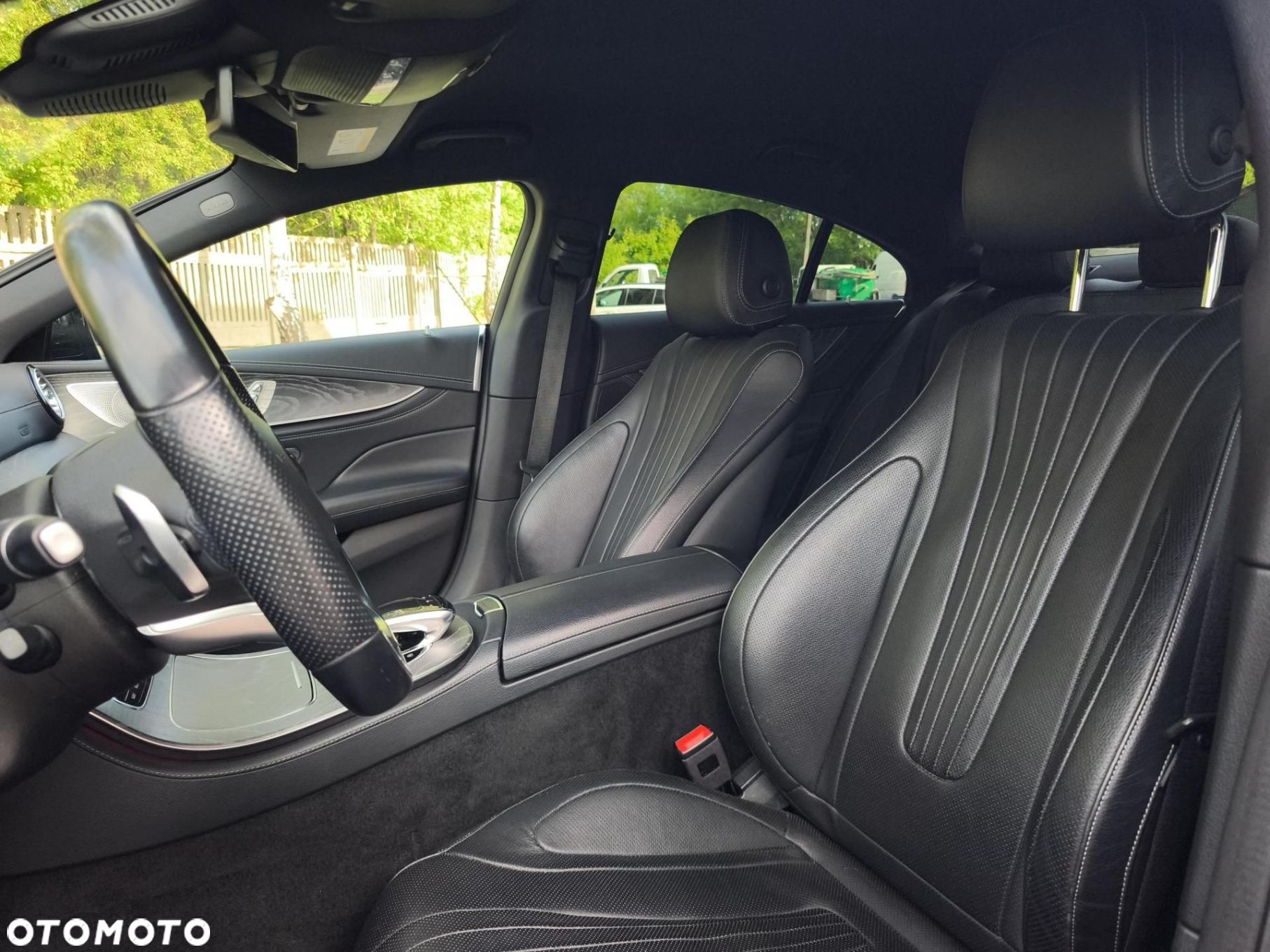 Mercedes-Benz CLS - 10