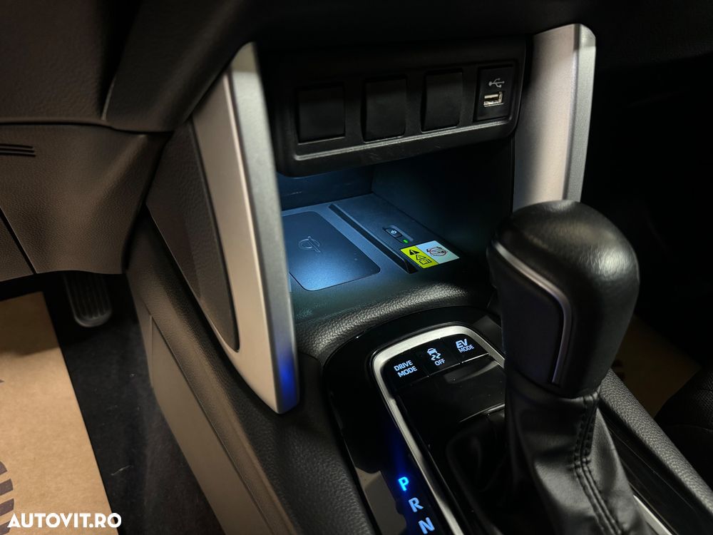 Toyota Corolla Cross Hybrid 2.0 VVT-i Team Deutschland - 26