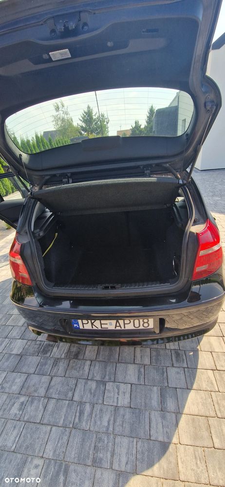 BMW Seria 1 116i - 13