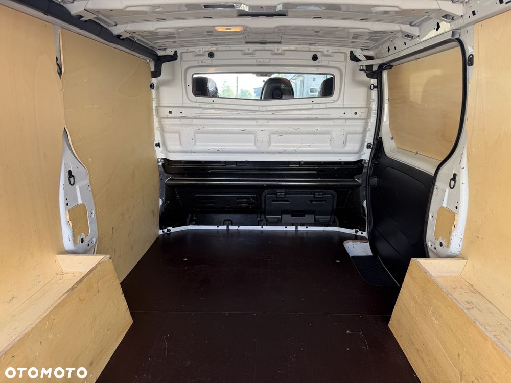 Renault Trafic - 21
