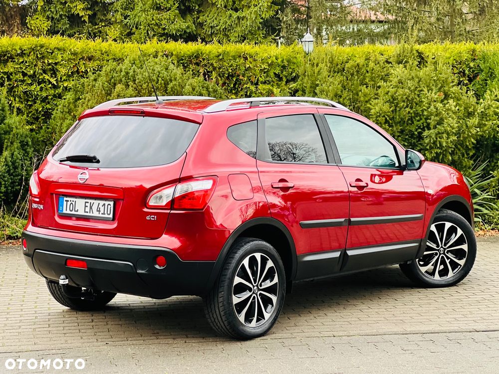 Nissan Qashqai 2.0 dCi DPF tekna - 36