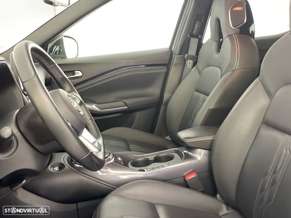 Nissan Juke 1.6 Hybrid Tekna - 14