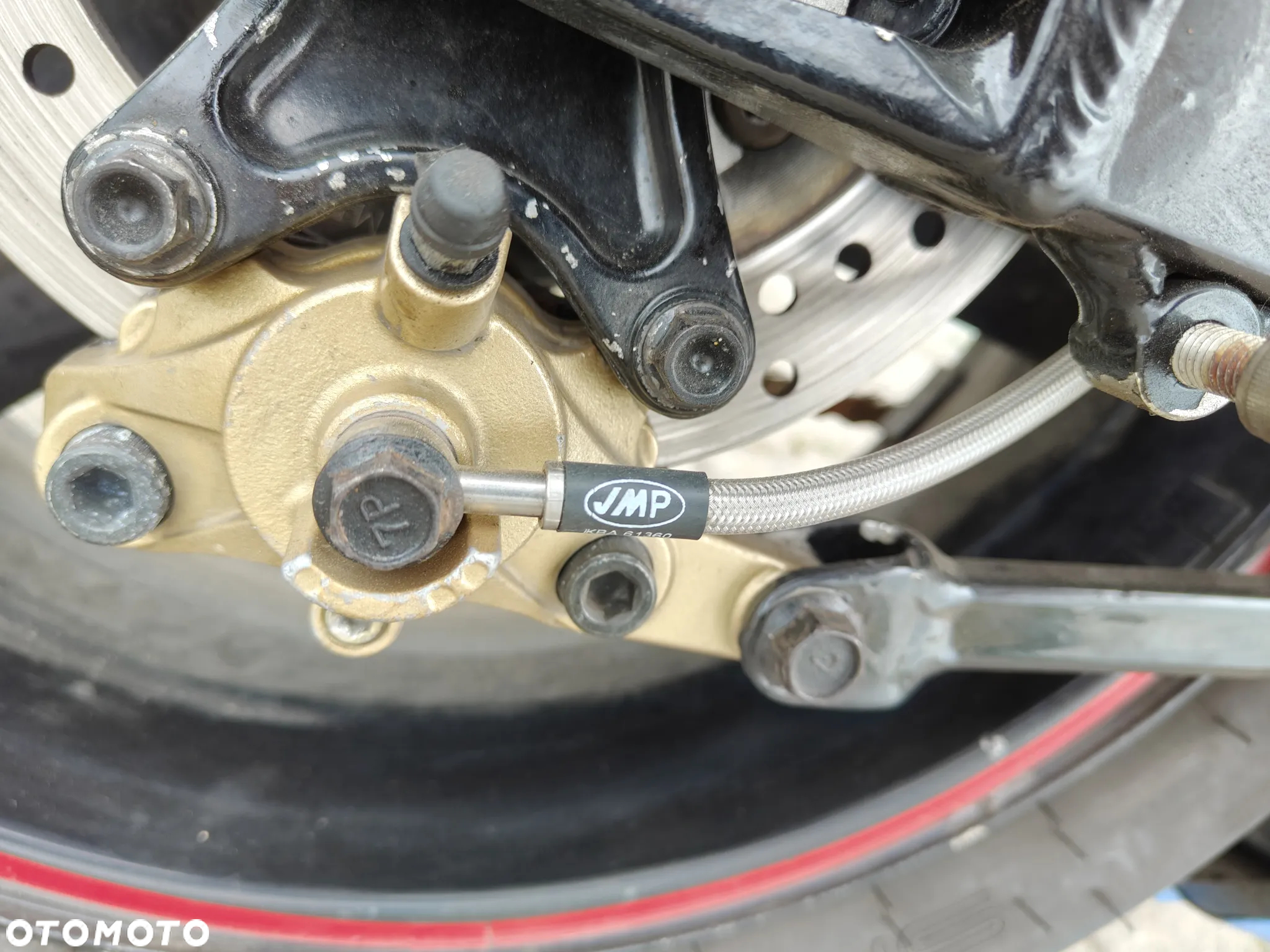 Suzuki GSX-R - 12