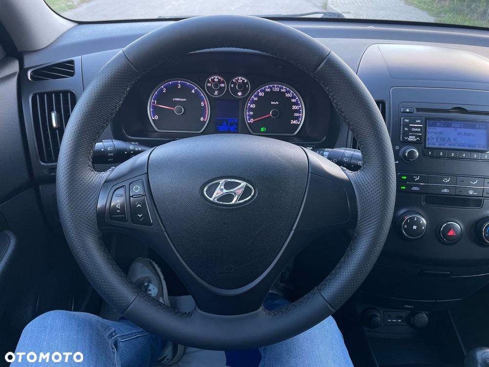 Hyundai i30 i30cw 1.6 CRDi blue Classic - 8