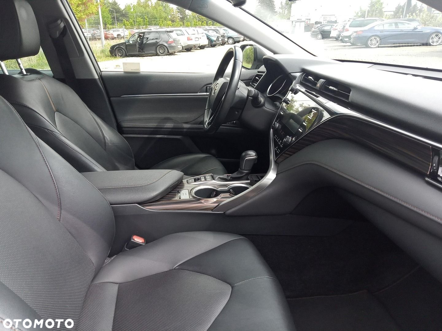 Toyota Camry - 8