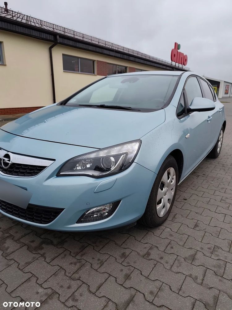Opel Astra - 11