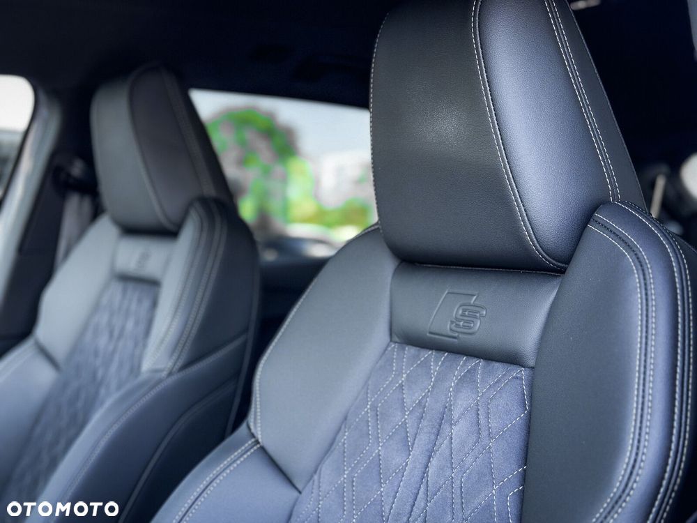 Audi Q4 e-tron - 24