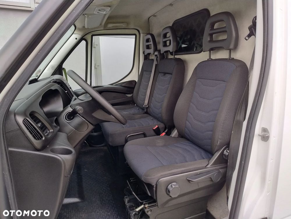 Iveco DAILY 35S16 NOWY MODEL 2.3 HPI (160KM) HI-MATIC (L4H2) MAX LONG (EURO,6) KLIMA STAN IDEALNY 100% ORYGINAŁ KM SERWIS NIE MA RDZY - 8