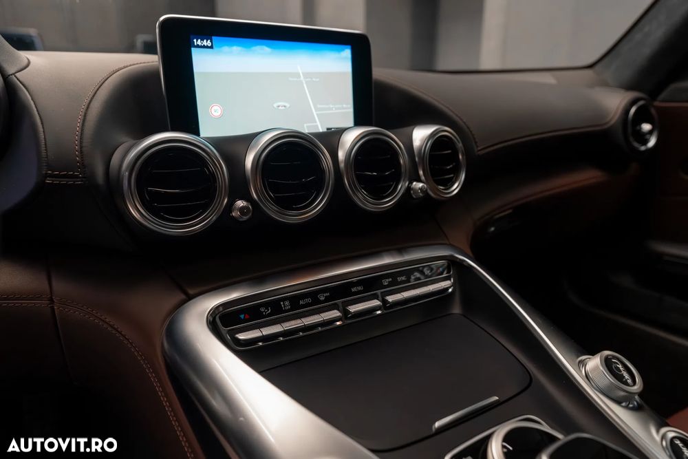 Mercedes-Benz AMG GT - 20