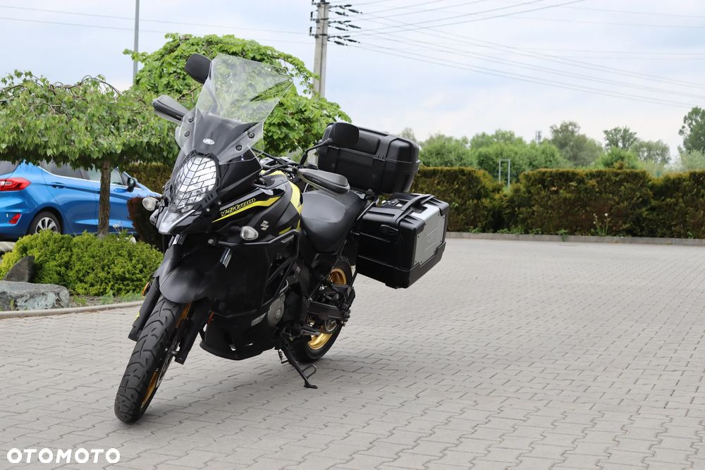 Suzuki V-STROM - 3
