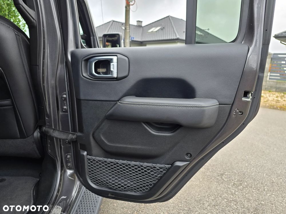 Jeep Wrangler Unlimited GME 2.0 Turbo Sahara - 22