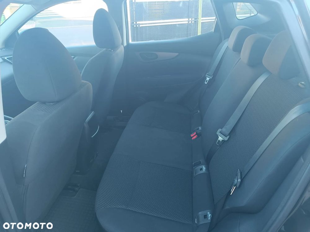 Nissan Qashqai - 10