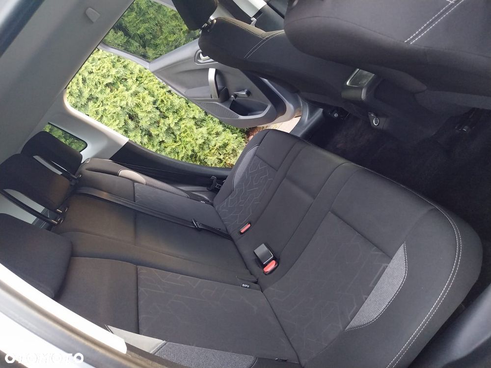 Peugeot 2008 - 21