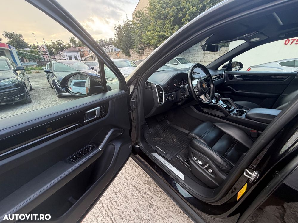 Porsche Cayenne Standard - 10