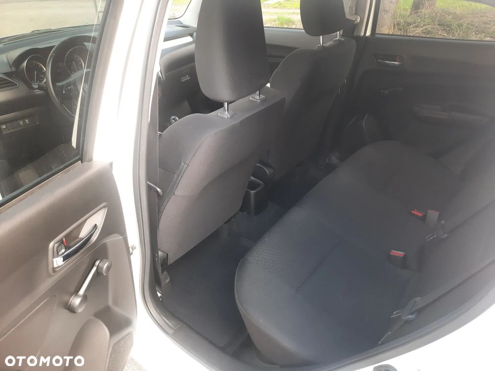 Suzuki Swift 1.2 SHVS Premium Plus - 16