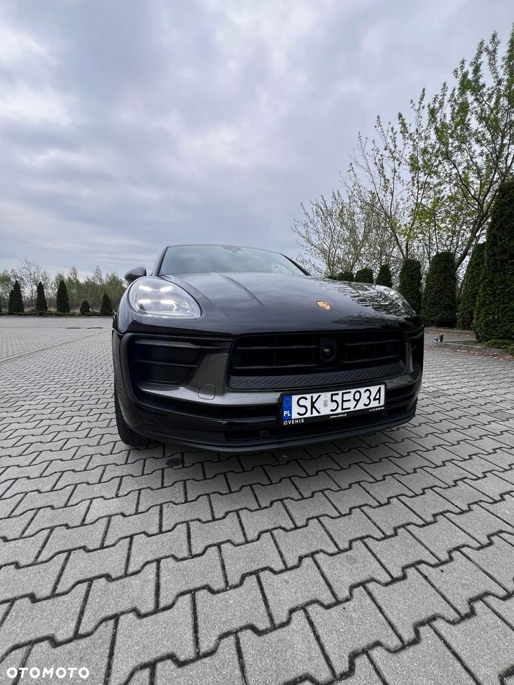Porsche Macan T - 1