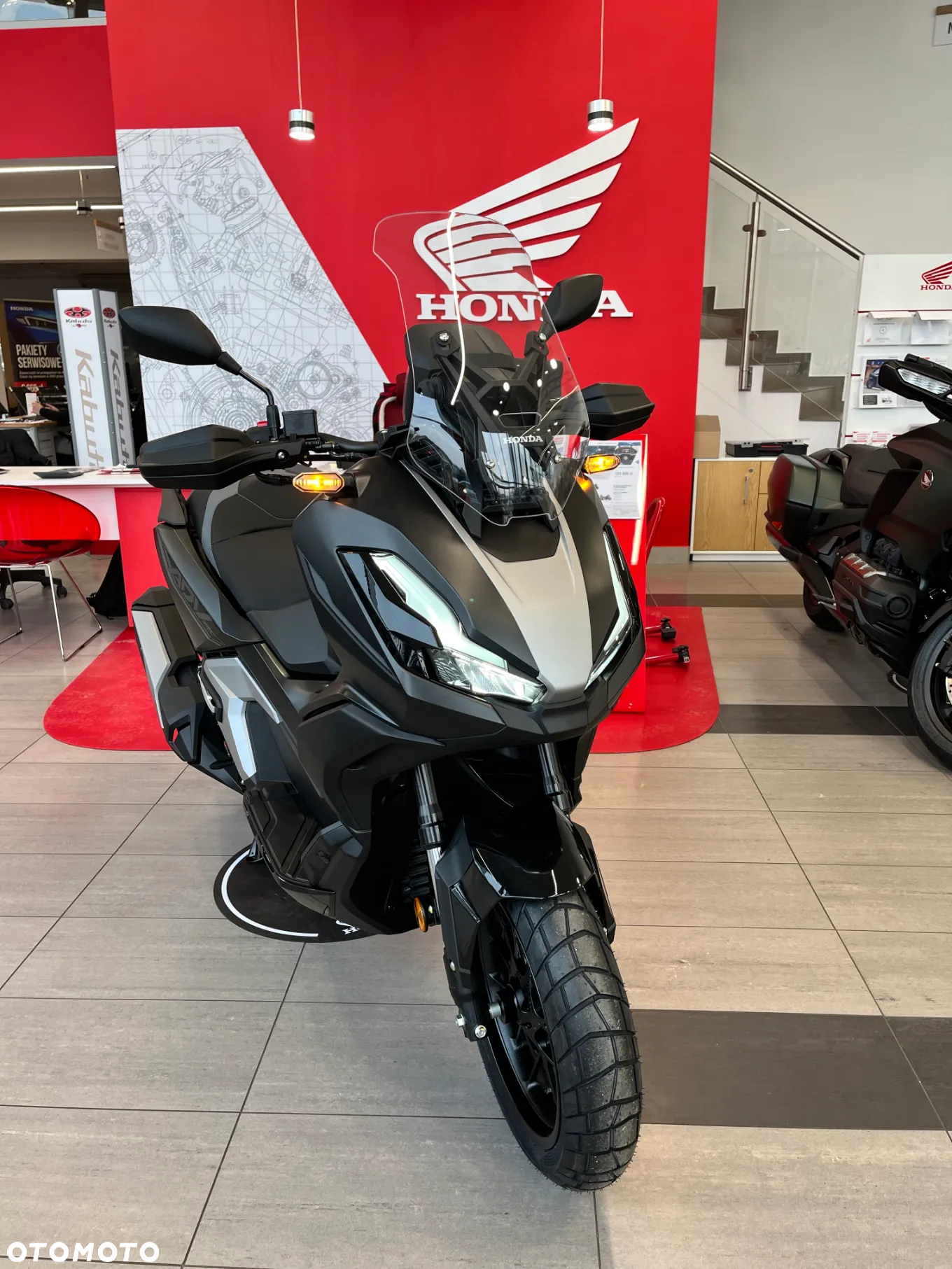 Honda ADV350 - 8
