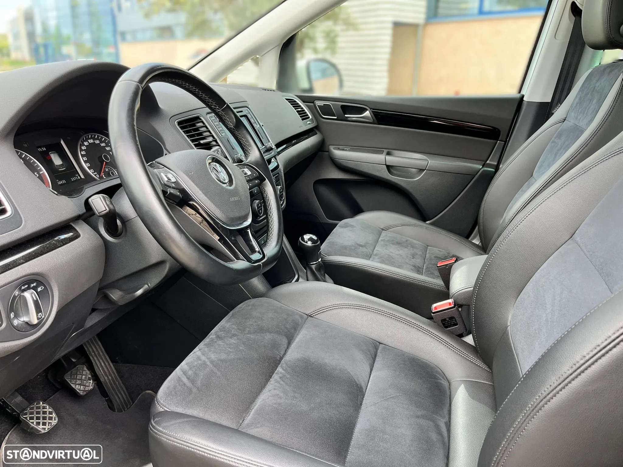 VW Sharan 2.0 TDI Highline - 4