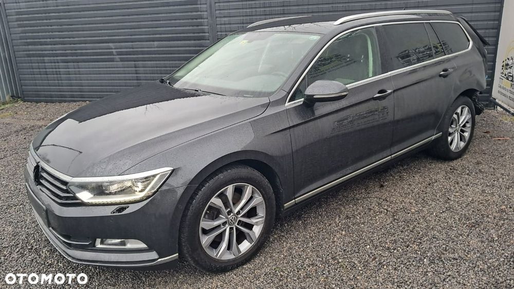 Volkswagen Passat - 4