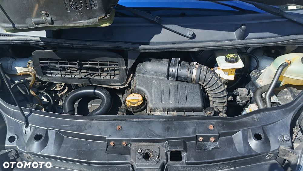 Opel Vivaro - 23