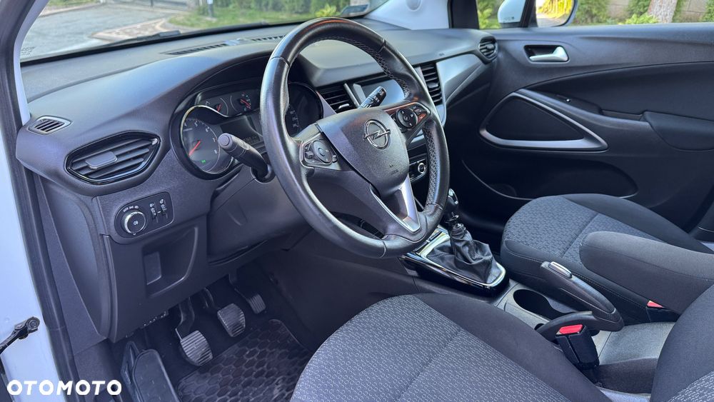 Opel Crossland X - 15