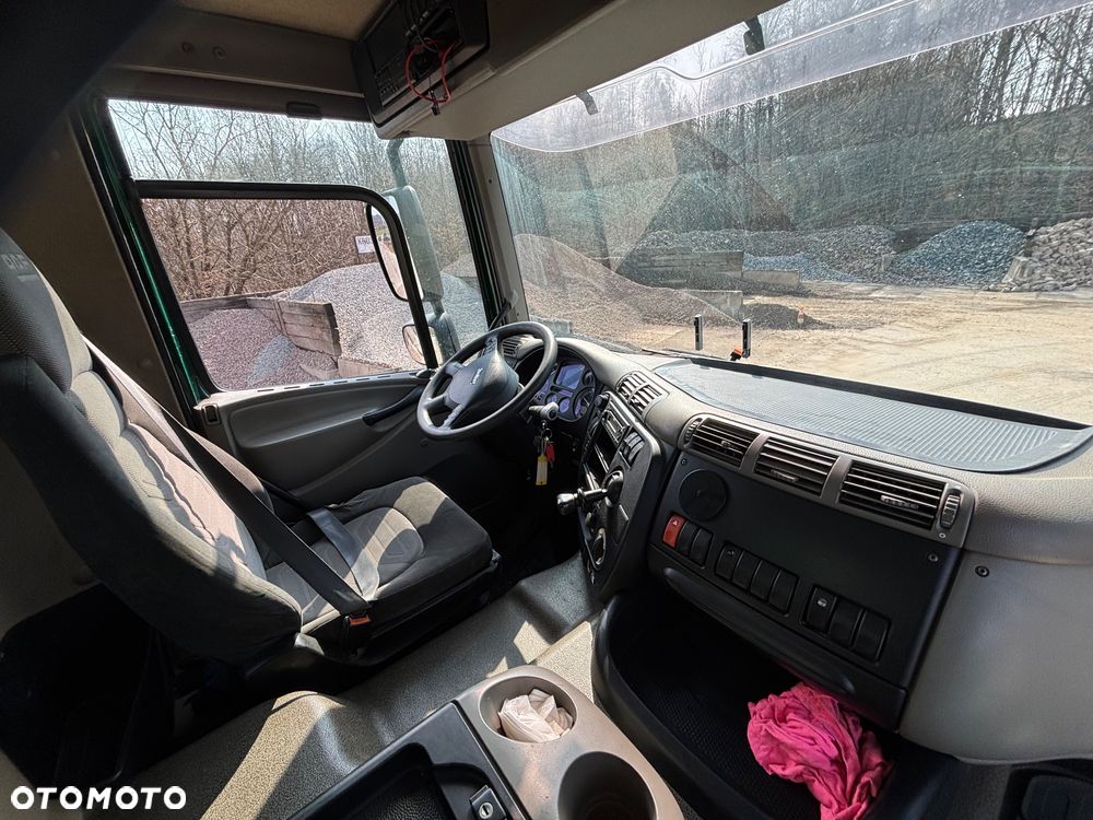 DAF CF85.410 8x4 - 13