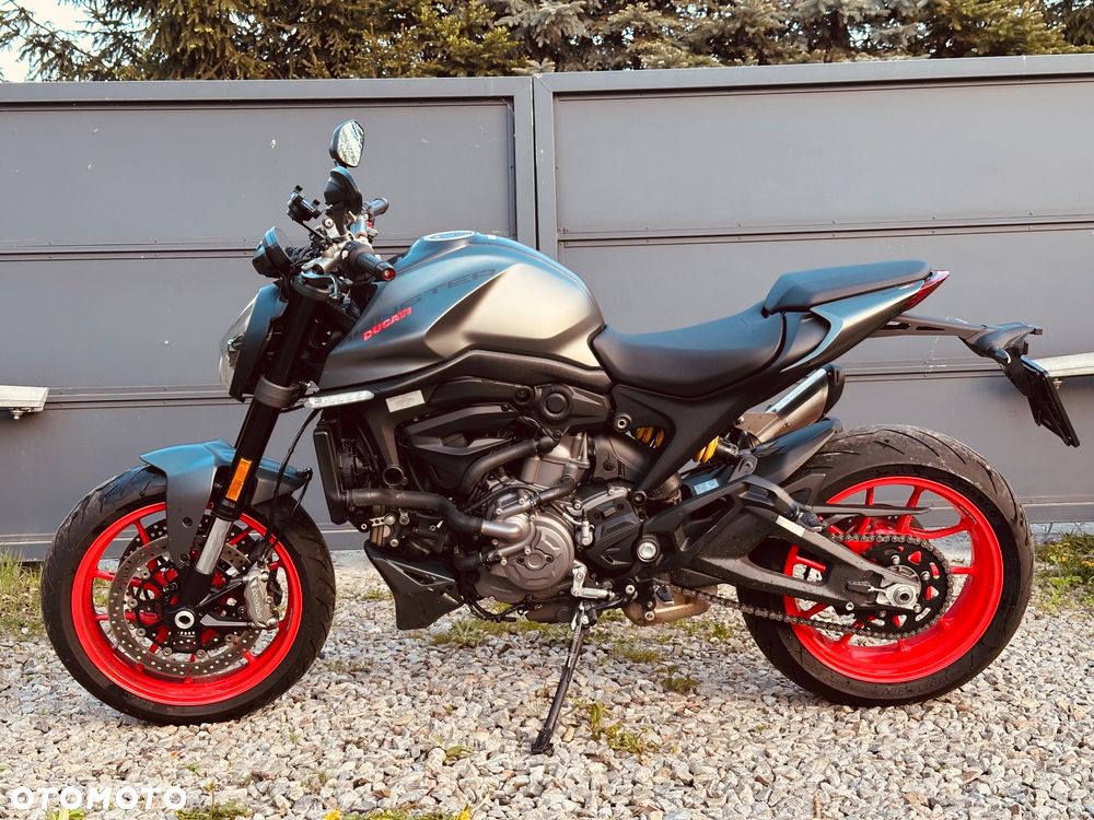 Ducati Monster - 8