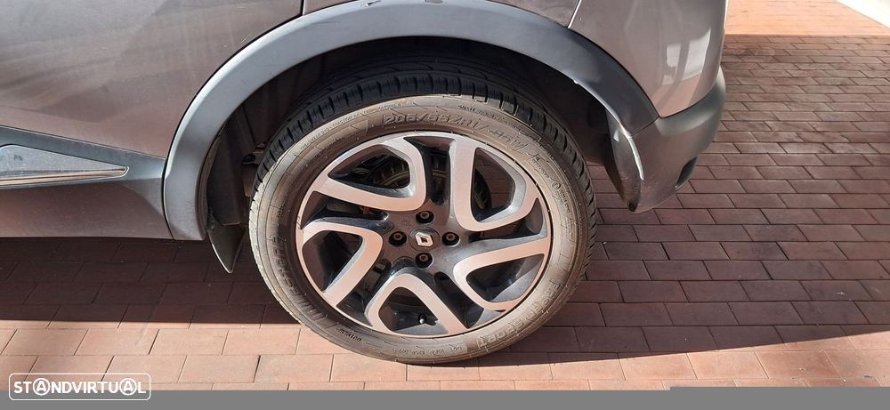 Renault Captur 0.9 TCE Exclusive - 3