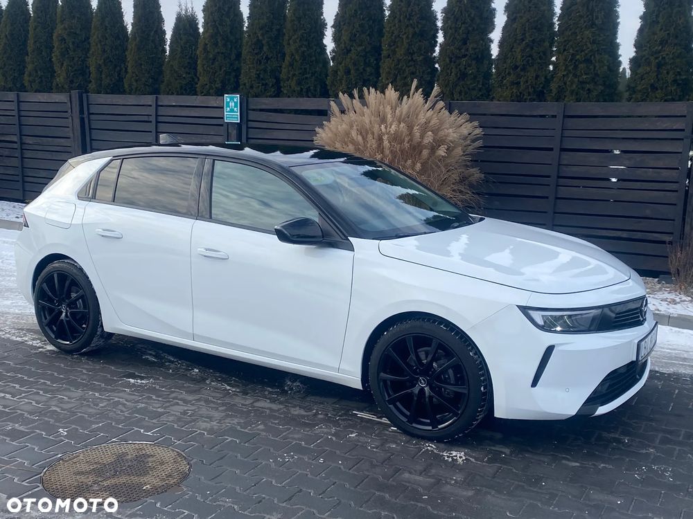 Opel Astra 1.2 Turbo Business Edition - 2