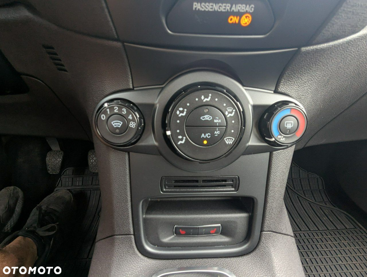 Ford Fiesta - 13