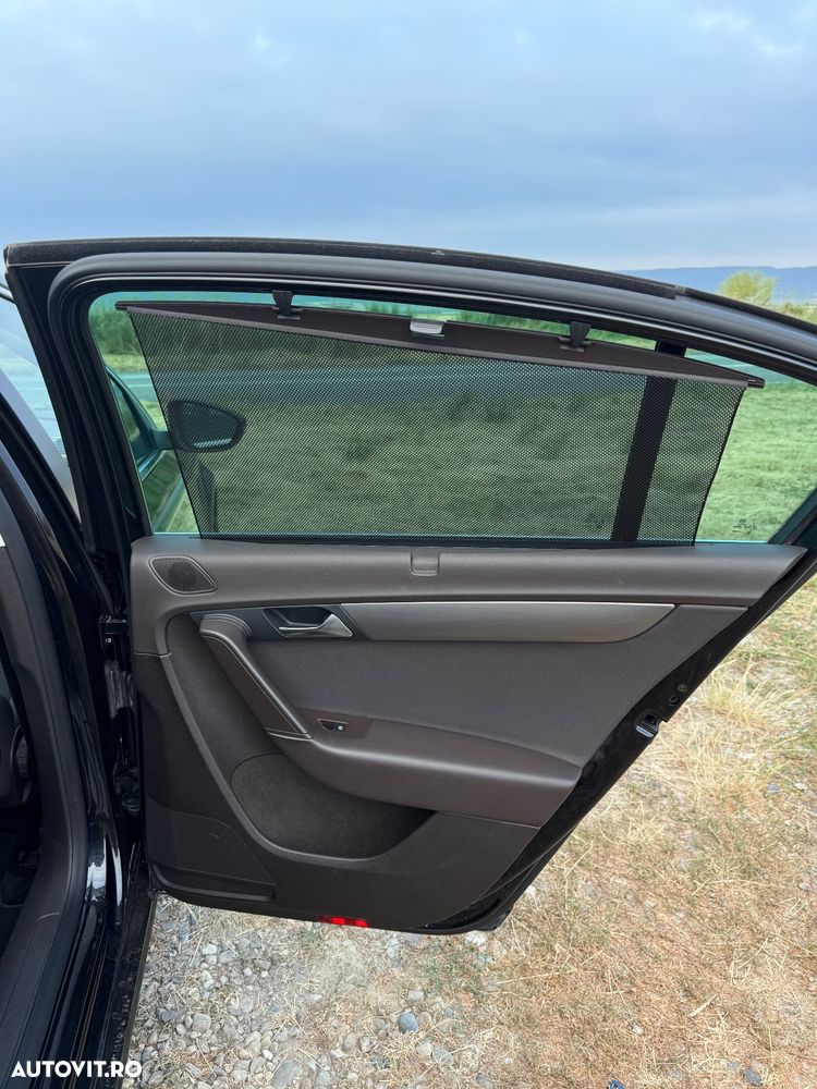 Volkswagen Passat 2.0 Blue TDI SCR Highline - 12
