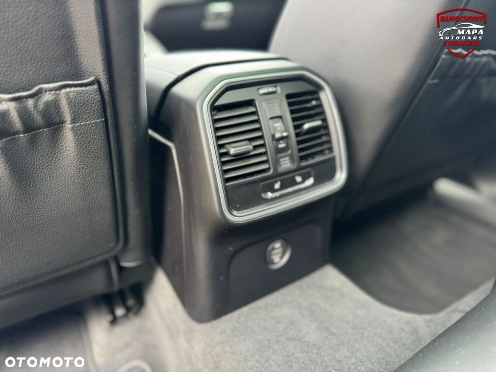 Porsche Macan S - 30