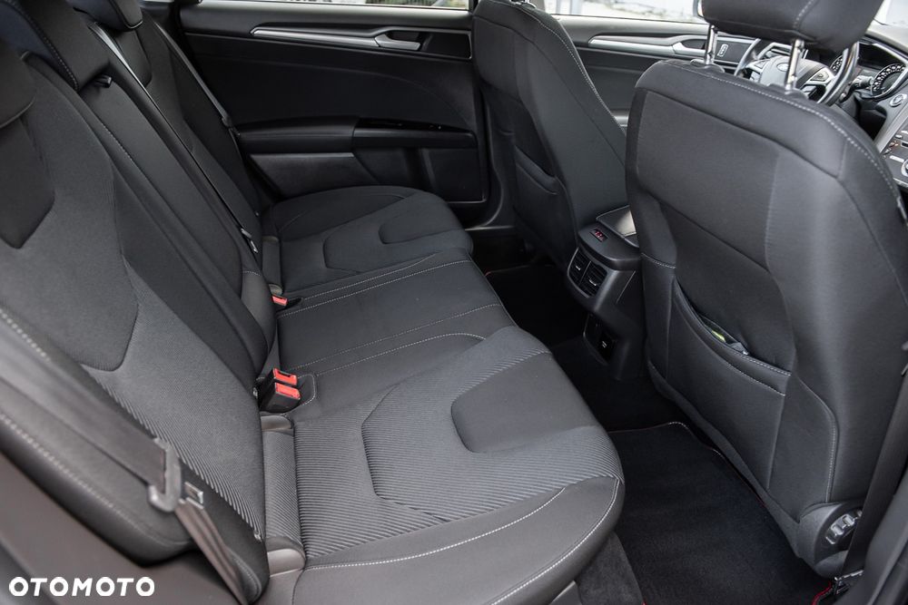 Ford Mondeo 1.5 EcoBoost Titanium - 32
