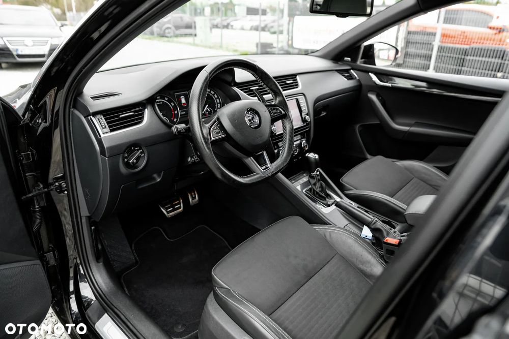 Skoda Octavia 2.0 TSI (Green tec) DSG RS - 17
