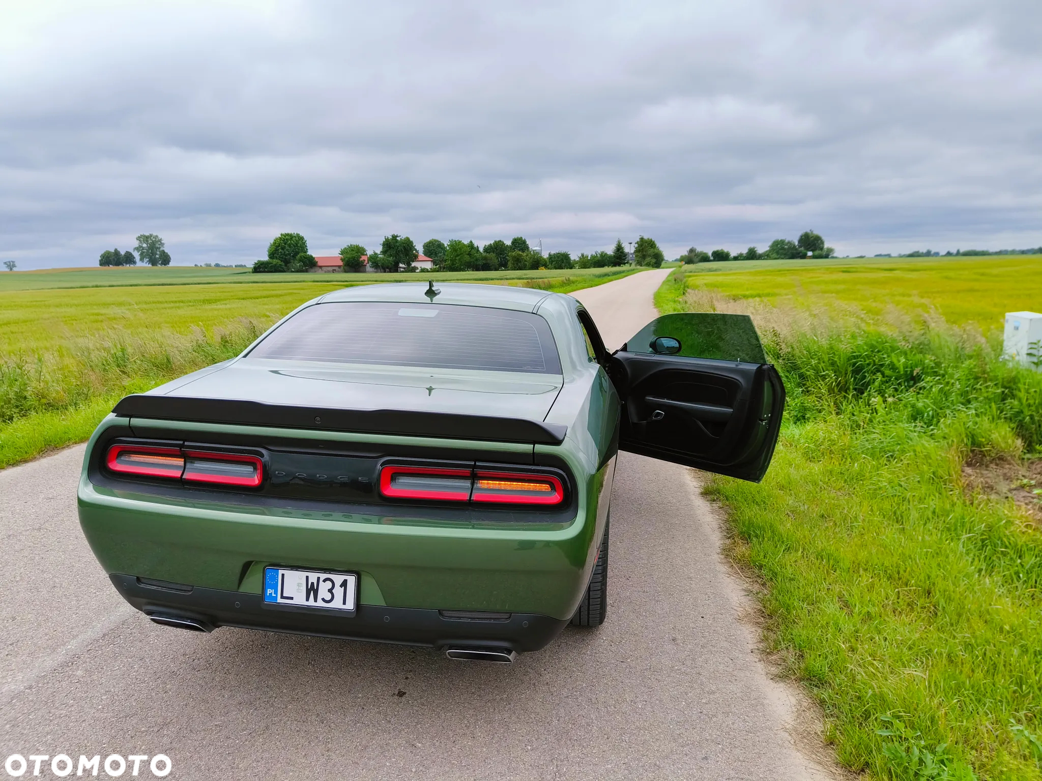 Dodge Challenger 5.7 R/T - 18