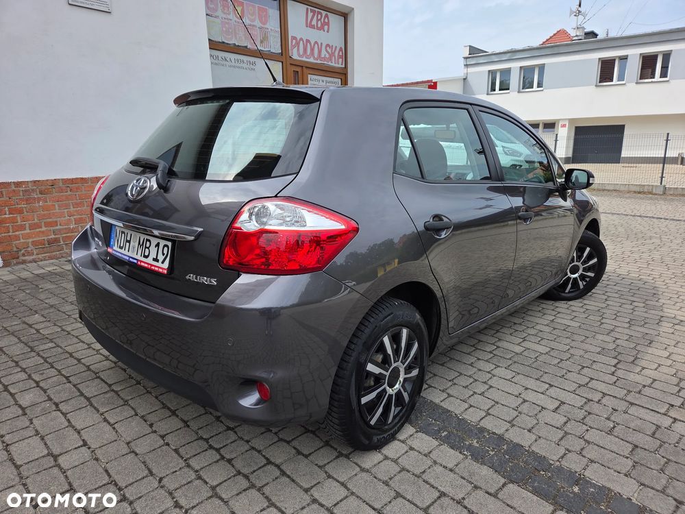 Toyota Auris - 3
