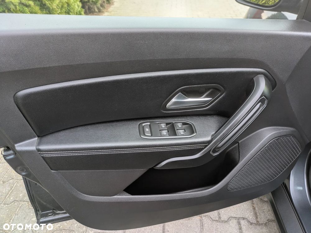 Dacia Duster 1.5 Blue dCi Prestige - 17