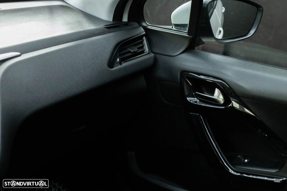 Peugeot 208 1.6 BlueHDi Style - 31