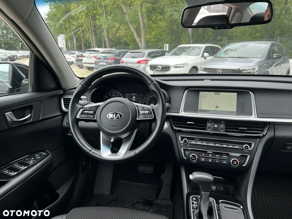Kia Optima - 24