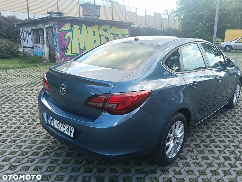 Opel Astra 1.6 Enjoy - 6