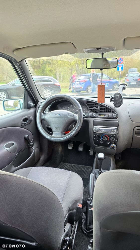 Ford Fiesta 1.25 FX Silver - 8