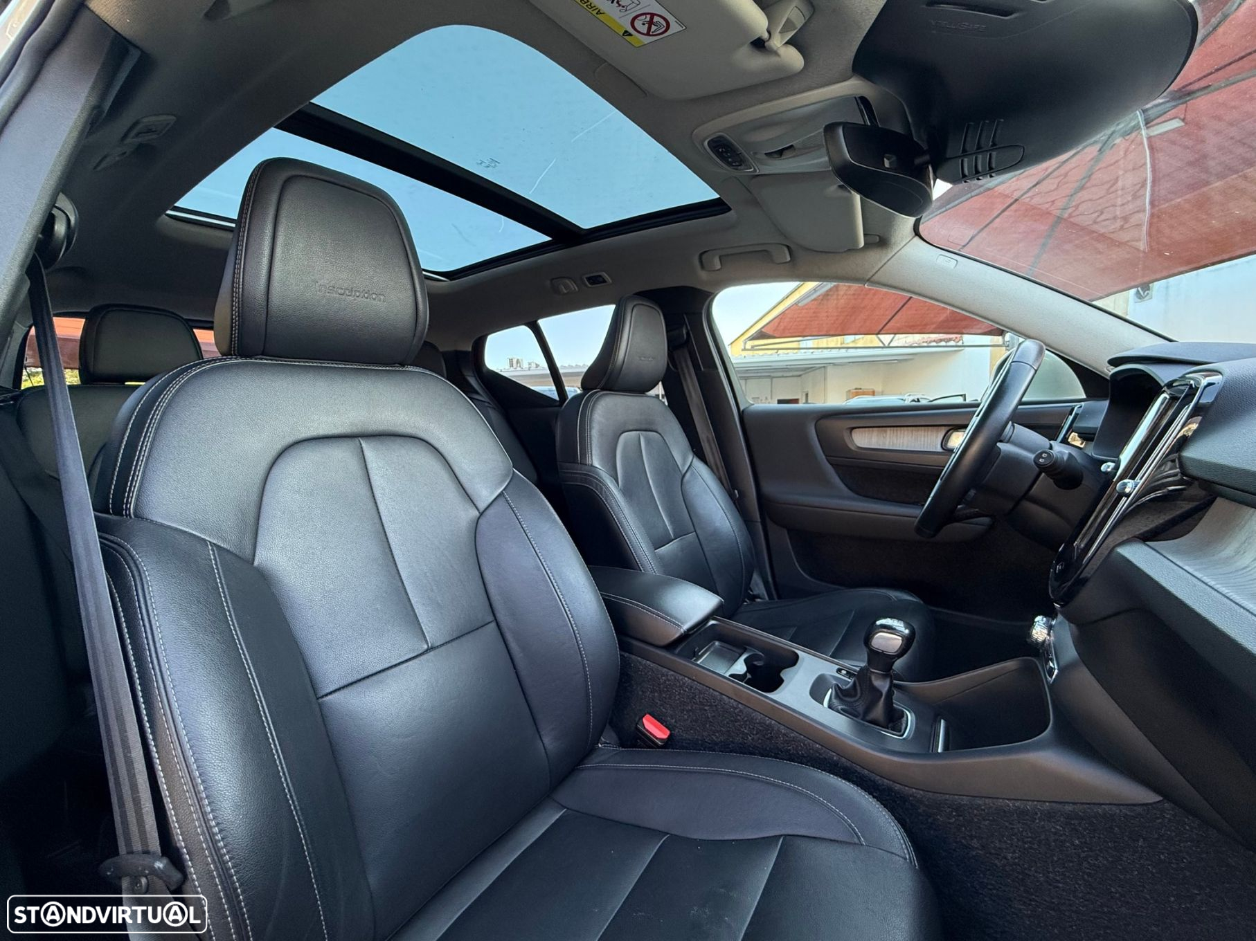 Volvo XC 40 1.5 T3 Inscription Tech Edition - 9
