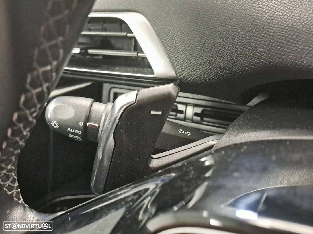 Peugeot 3008 1.5 BlueHDi Allure EAT8 - 14