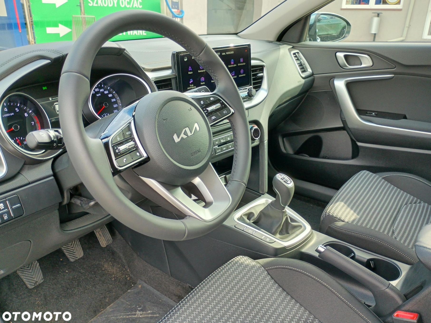 Kia Ceed 1.5 T-GDI M - 7