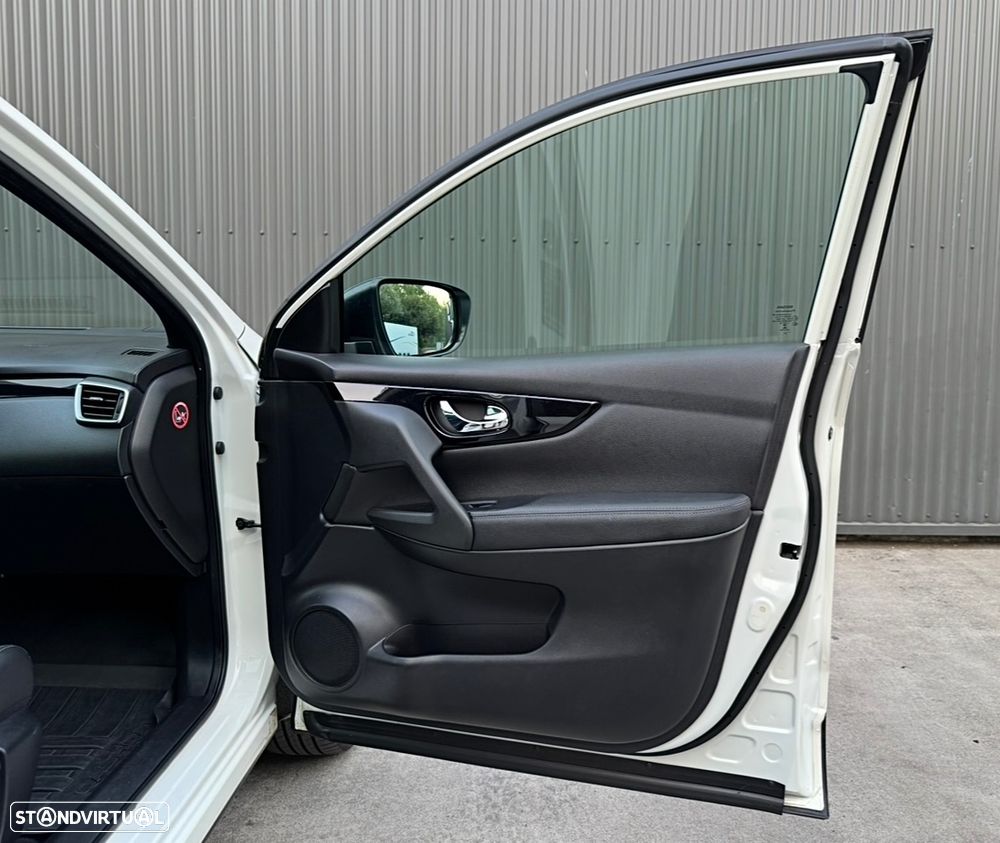 Nissan Qashqai 1.5 dCi N-Connecta - 15
