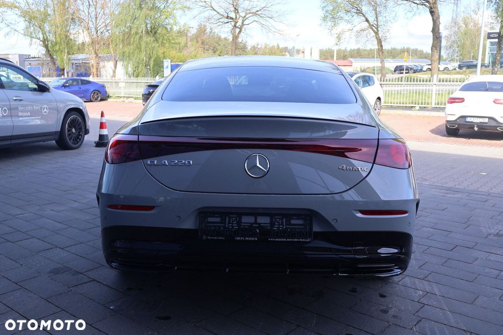 Mercedes-Benz CLA - 7