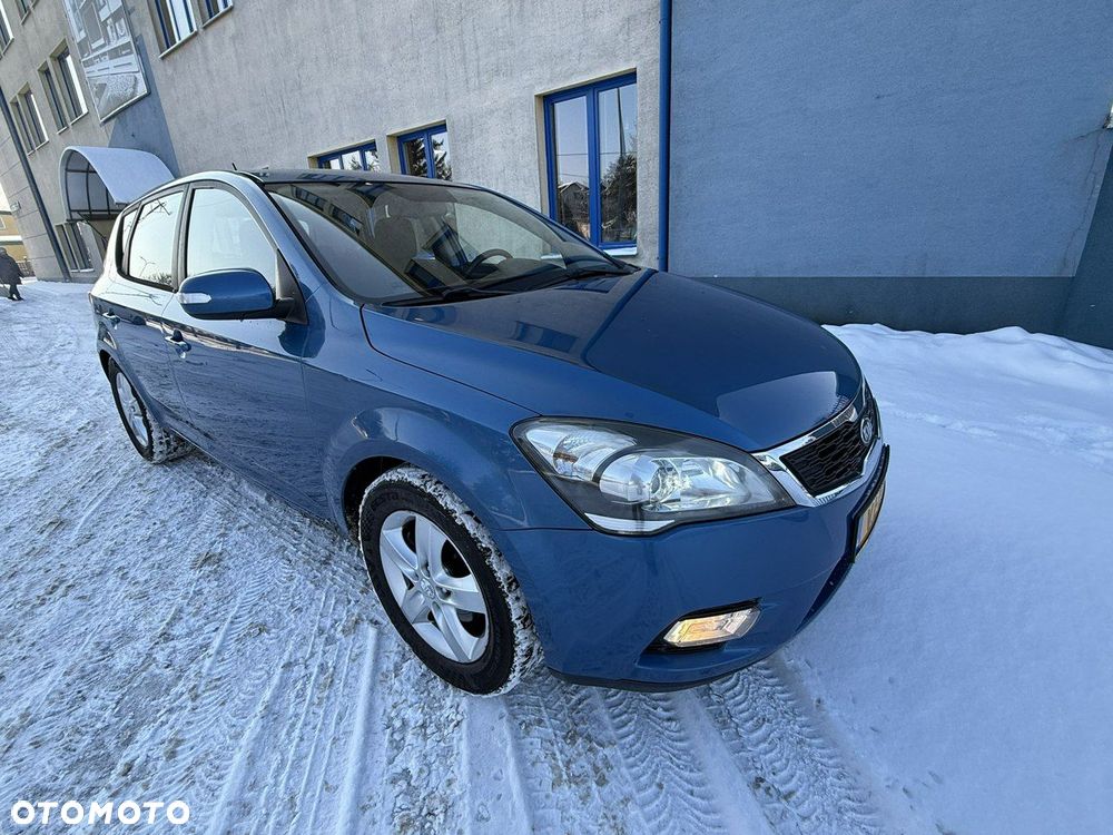 Kia Ceed - 3