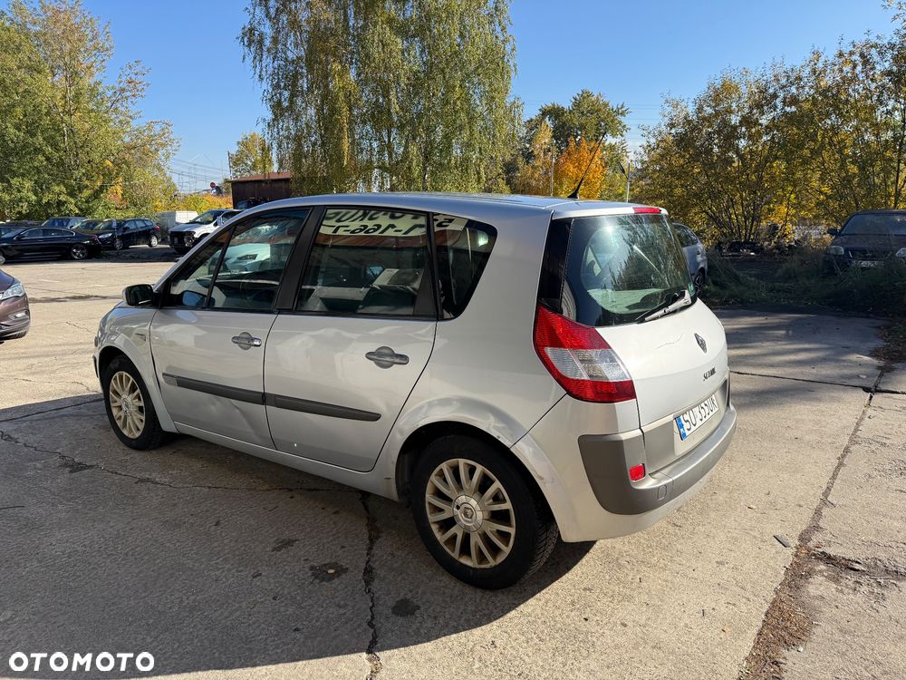 Renault Scenic - 12
